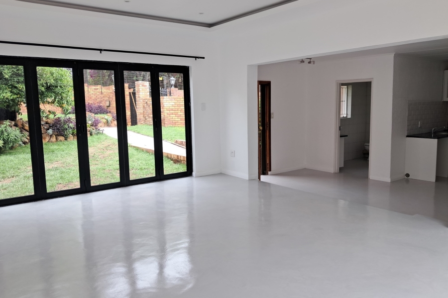 To Let 1 Bedroom Property for Rent in Fourways Gauteng