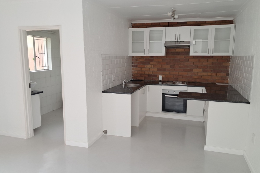 To Let 1 Bedroom Property for Rent in Fourways Gauteng