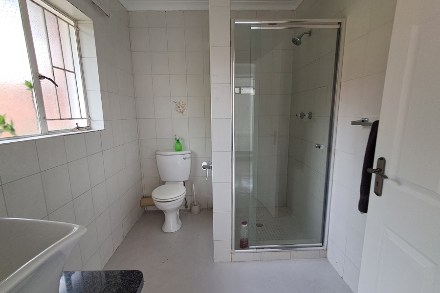 To Let 1 Bedroom Property for Rent in Fourways Gauteng