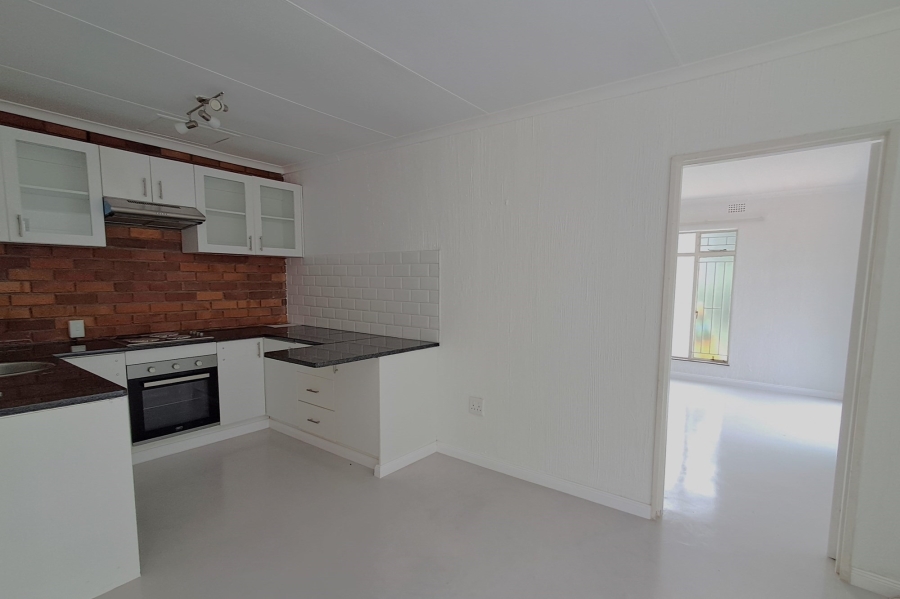 To Let 1 Bedroom Property for Rent in Fourways Gauteng