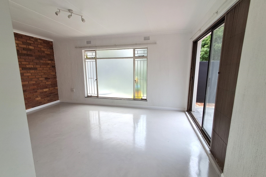 To Let 1 Bedroom Property for Rent in Fourways Gauteng