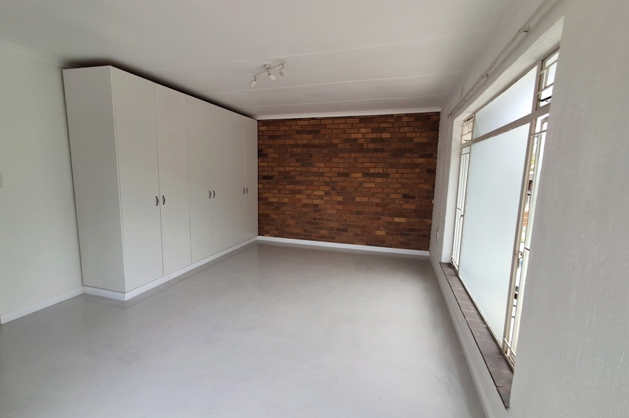 To Let 1 Bedroom Property for Rent in Fourways Gauteng