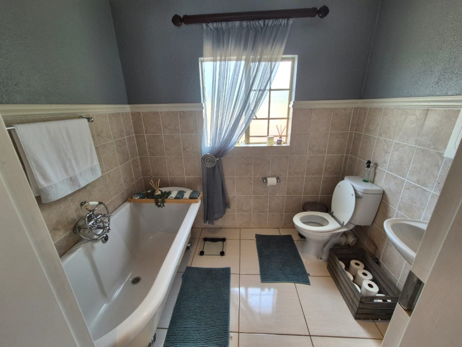 3 Bedroom Property for Sale in Annlin Gauteng