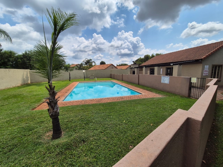 3 Bedroom Property for Sale in Annlin Gauteng