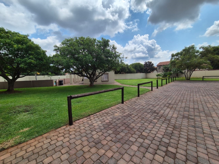 3 Bedroom Property for Sale in Annlin Gauteng