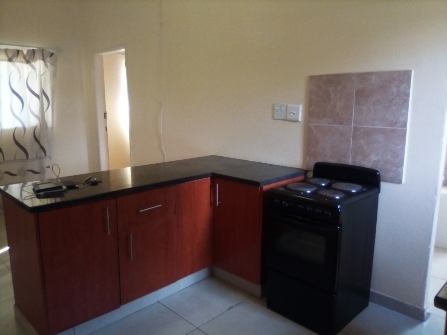 To Let 1 Bedroom Property for Rent in Birchleigh North Gauteng