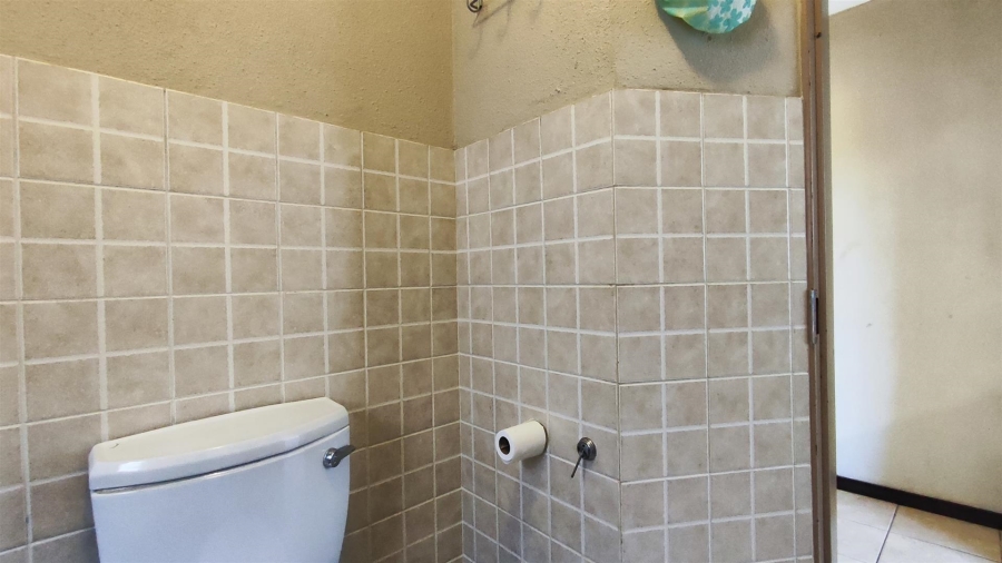 2 Bedroom Property for Sale in Birchleigh Gauteng
