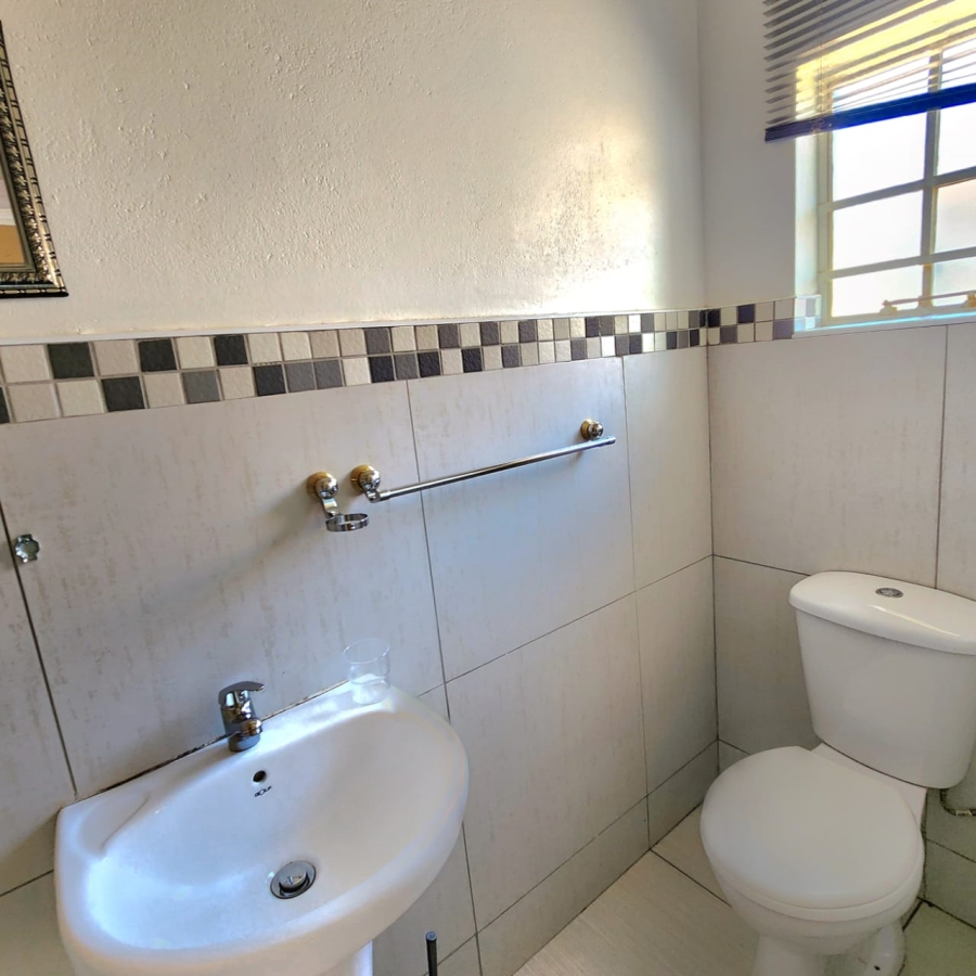 8 Bedroom Property for Sale in Riamar Park Gauteng