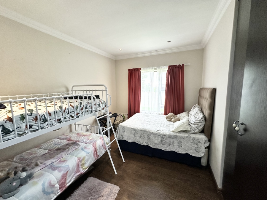 3 Bedroom Property for Sale in Thatchfield Estate Gauteng