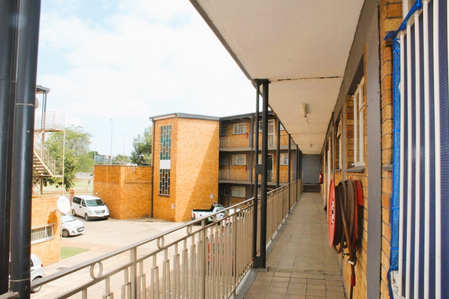 2 Bedroom Property for Sale in Vanderbijlpark CE 1 Gauteng