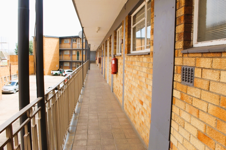 2 Bedroom Property for Sale in Vanderbijlpark CE 1 Gauteng