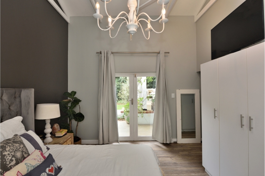 3 Bedroom Property for Sale in Lakeside Gauteng