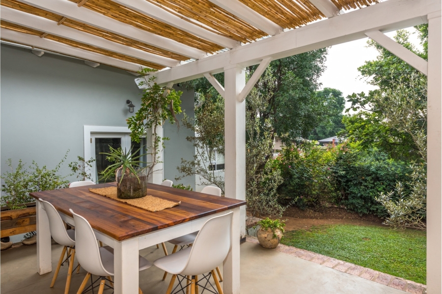 3 Bedroom Property for Sale in Lakeside Gauteng