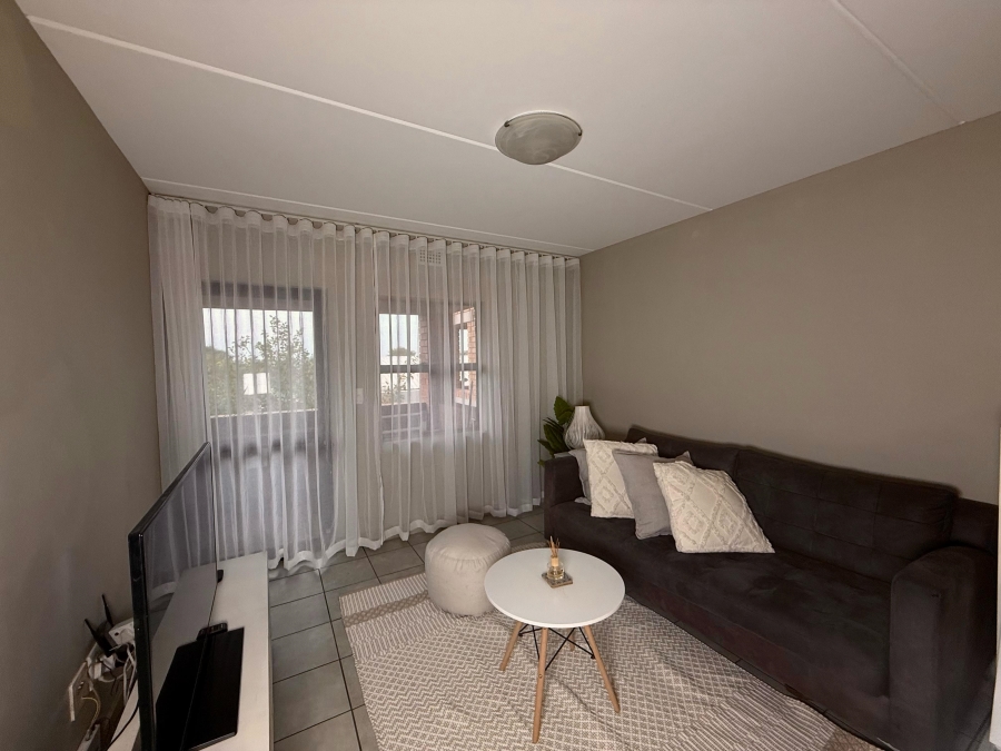 2 Bedroom Property for Sale in Heuweloord Gauteng