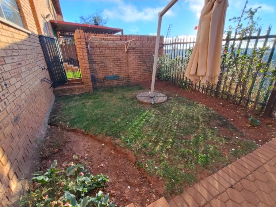 3 Bedroom Property for Sale in Rangeview Gauteng