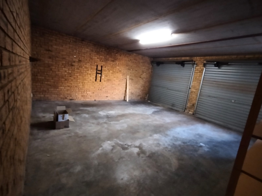 3 Bedroom Property for Sale in Rangeview Gauteng