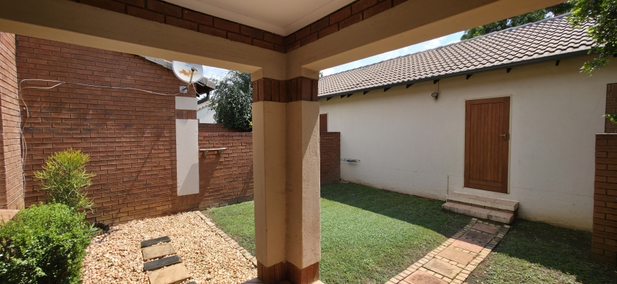 2 Bedroom Property for Sale in Equestria Gauteng