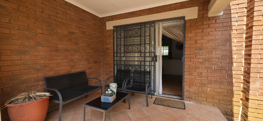 2 Bedroom Property for Sale in Equestria Gauteng