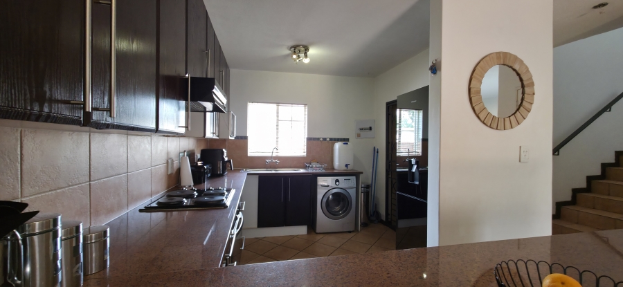 2 Bedroom Property for Sale in Equestria Gauteng