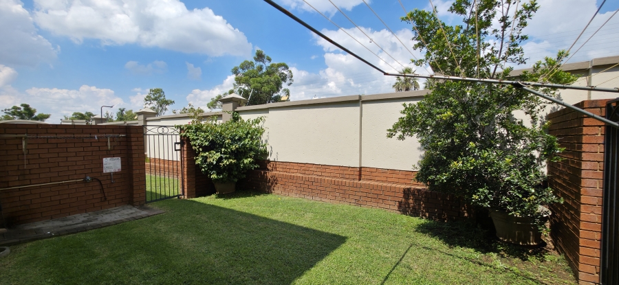 2 Bedroom Property for Sale in Equestria Gauteng