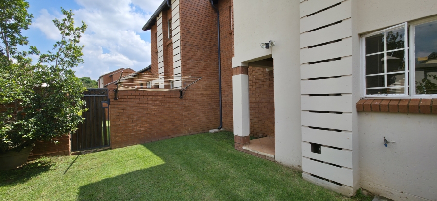 2 Bedroom Property for Sale in Equestria Gauteng