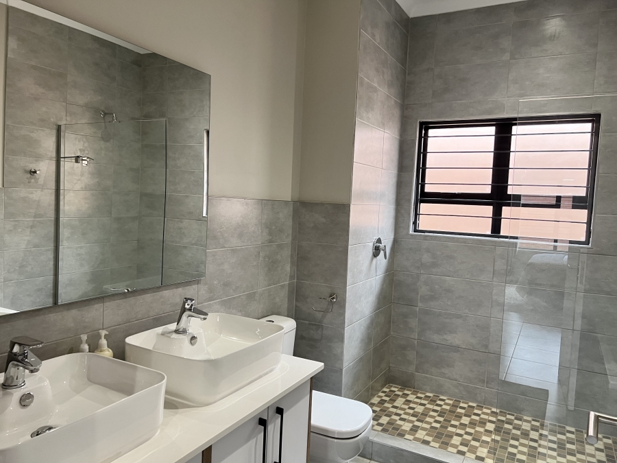 3 Bedroom Property for Sale in Olympus AH Gauteng