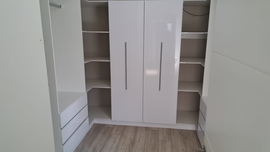 4 Bedroom Property for Sale in Sandown Gauteng