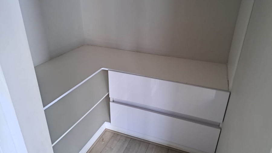 4 Bedroom Property for Sale in Sandown Gauteng