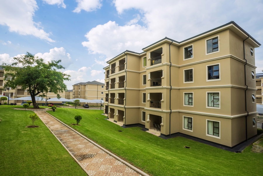 1 Bedroom Property for Sale in Blue Hills Gauteng