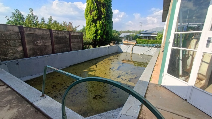 13 Bedroom Property for Sale in Wilbotsdal A H Gauteng