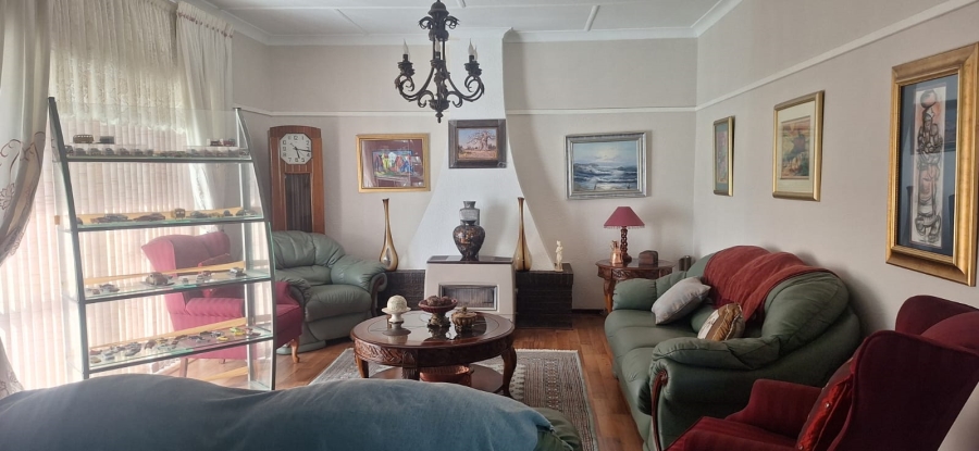 13 Bedroom Property for Sale in Wilbotsdal A H Gauteng