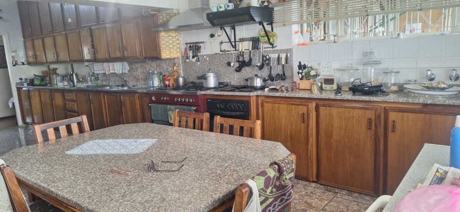 13 Bedroom Property for Sale in Wilbotsdal A H Gauteng