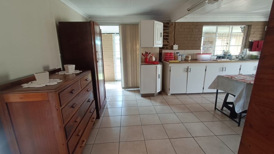 13 Bedroom Property for Sale in Wilbotsdal A H Gauteng