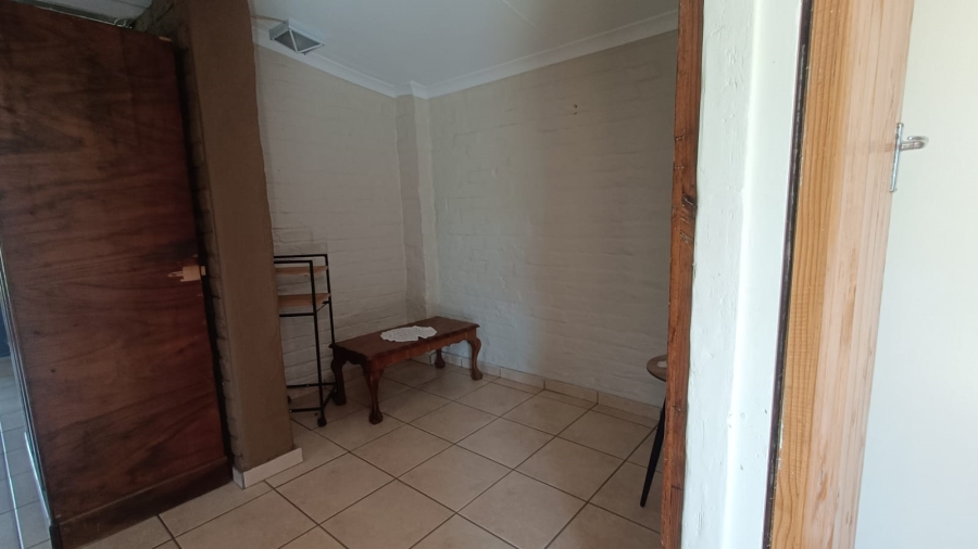 13 Bedroom Property for Sale in Wilbotsdal A H Gauteng