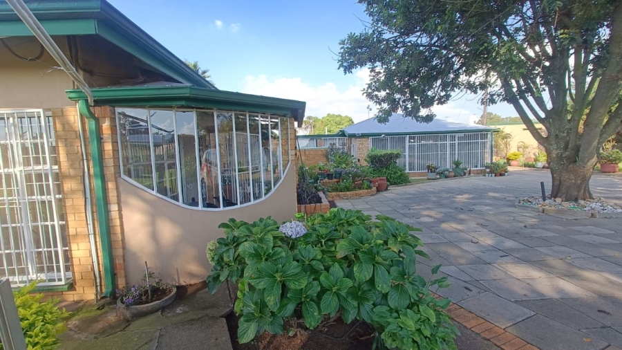 13 Bedroom Property for Sale in Wilbotsdal A H Gauteng