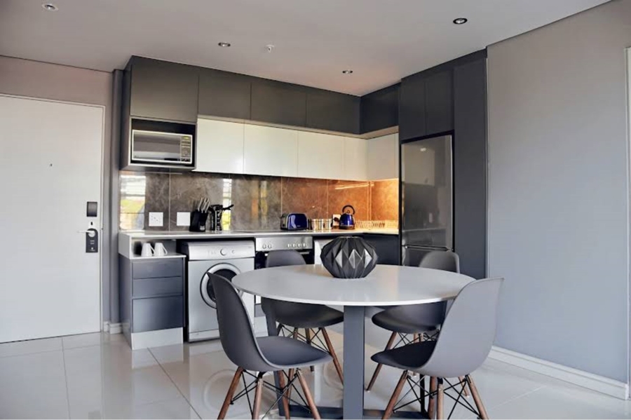 To Let 1 Bedroom Property for Rent in Sandown Gauteng