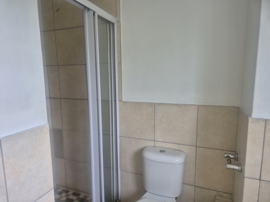 2 Bedroom Property for Sale in Buccleuch Gauteng