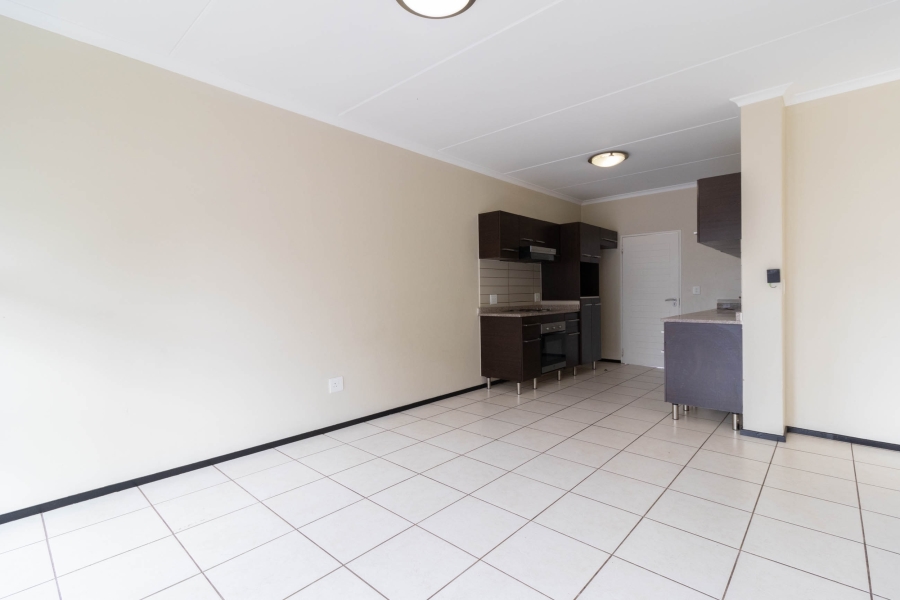 To Let 2 Bedroom Property for Rent in Oakdene Gauteng