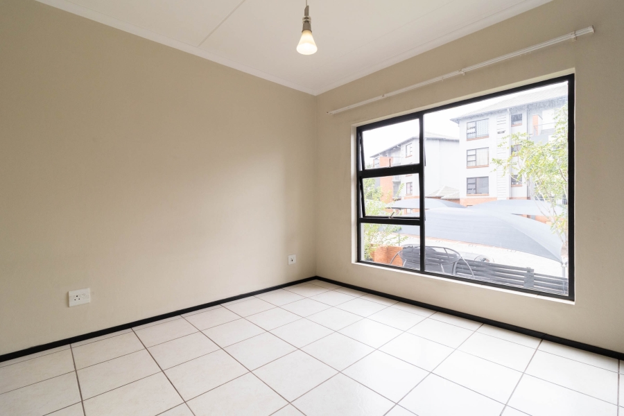 To Let 2 Bedroom Property for Rent in Oakdene Gauteng