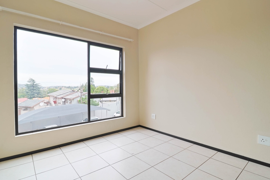 To Let 2 Bedroom Property for Rent in Oakdene Gauteng