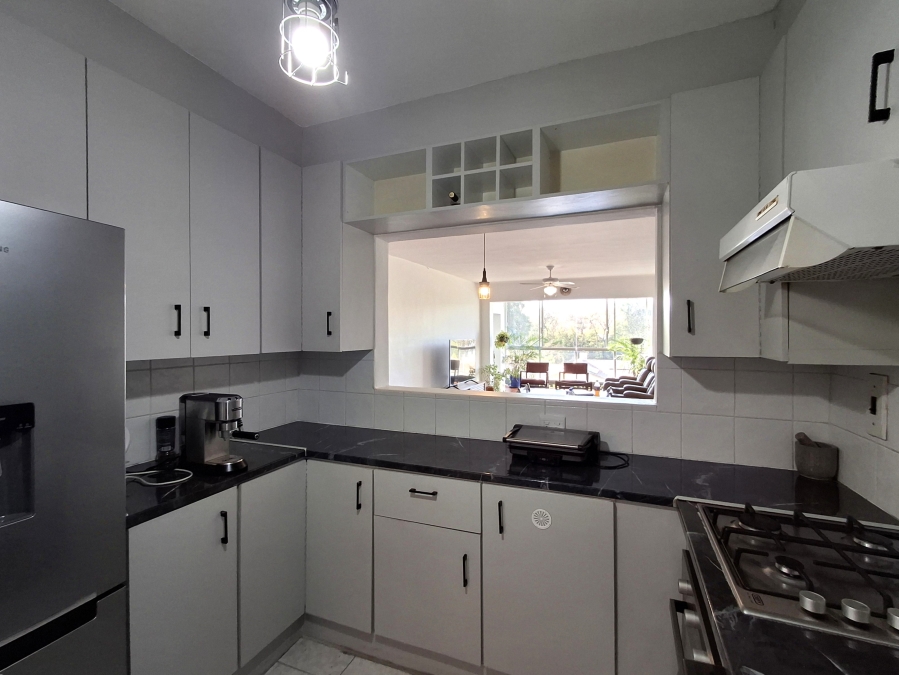2 Bedroom Property for Sale in Craighall Park Gauteng