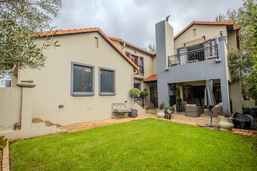 4 Bedroom Property for Sale in Olympus AH Gauteng