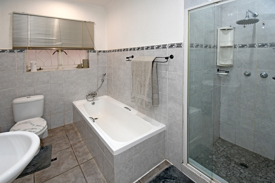 3 Bedroom Property for Sale in Ferndale Gauteng