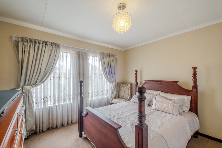 3 Bedroom Property for Sale in Equestria Gauteng