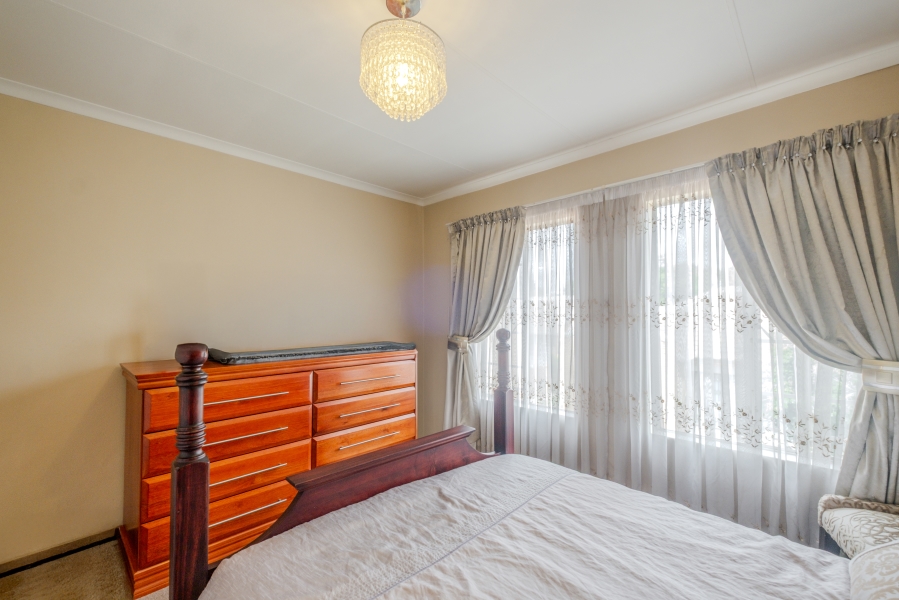 3 Bedroom Property for Sale in Equestria Gauteng