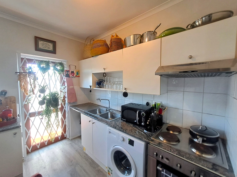 2 Bedroom Property for Sale in Dunkeld West Gauteng