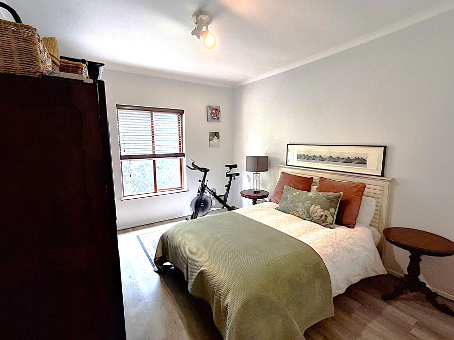 2 Bedroom Property for Sale in Dunkeld West Gauteng
