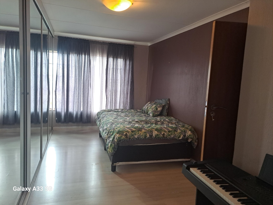 2 Bedroom Property for Sale in Moreleta Park Gauteng