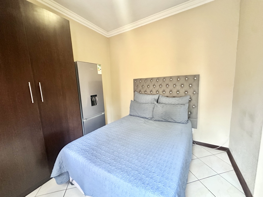 4 Bedroom Property for Sale in Thatchfield Gardens Gauteng