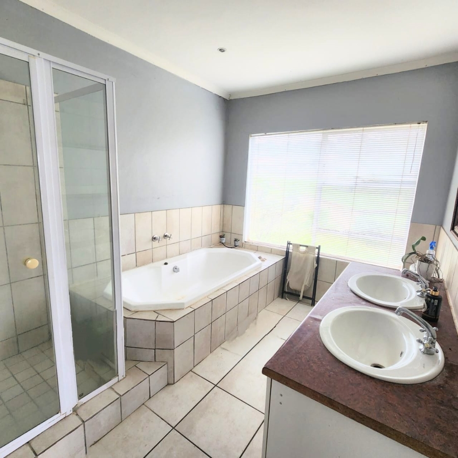 3 Bedroom Property for Sale in Kungwini Country Estate Gauteng